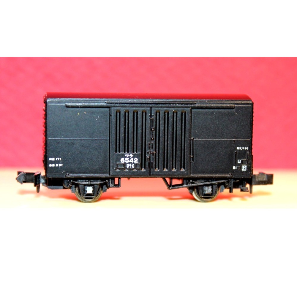 N Scale Kato box   car  Type 6542  Black   USED. (H)
